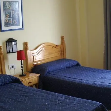 Pinero Otel Hermigua